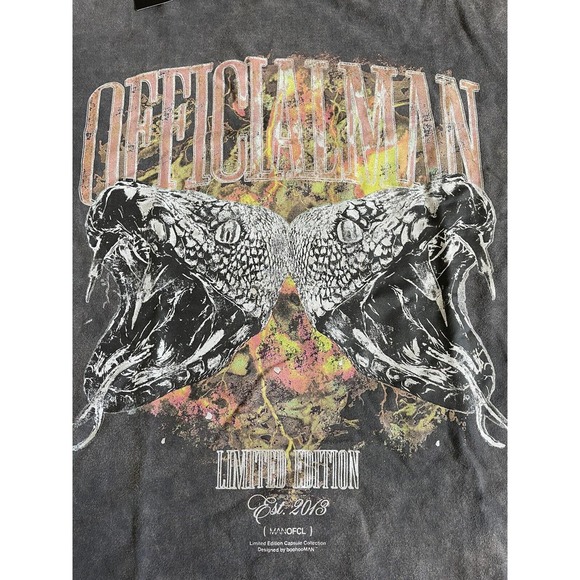 Boohoo Man Official Man Mens XL Graphic Tee Shirt Gray Foil Extended Neck NWT M9 - Picture 8 of 8